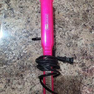Infiniti Pro Pink Hair Straightener